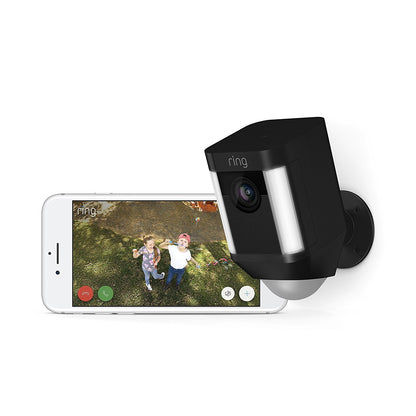 Ring Floodlight Cam Wired Pro con vista de pájaro y detección de movimiento 3D (versión 2021)