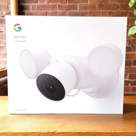 Google Nest Camera Wired Outdoor with Floodlight GA02411-CA